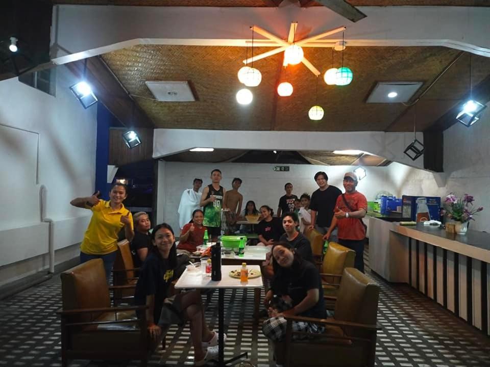 2 Hotel Saleh อังเฮเลส ภายนอก รูปภาพ