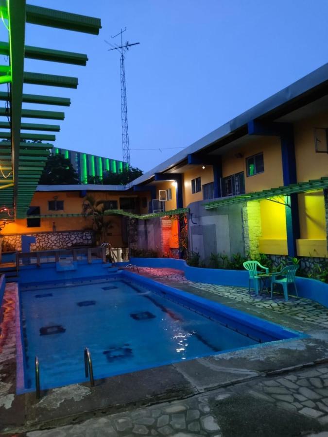 2 Hotel Saleh อังเฮเลส ภายนอก รูปภาพ