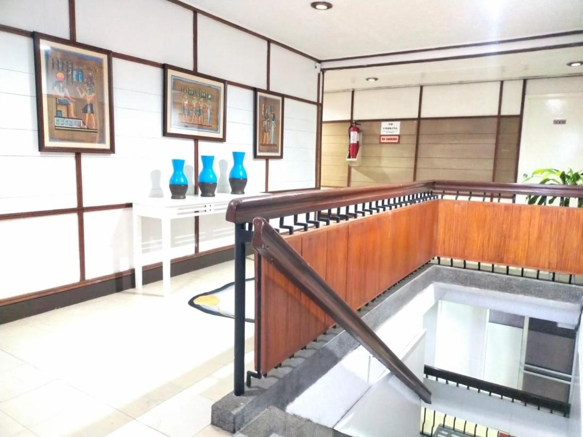 2 Hotel Saleh อังเฮเลส ภายนอก รูปภาพ