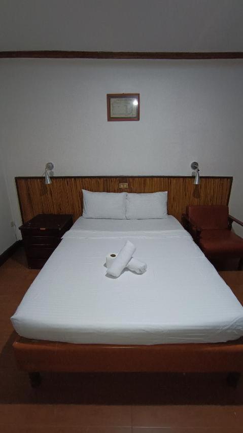 2 Hotel Saleh อังเฮเลส ภายนอก รูปภาพ