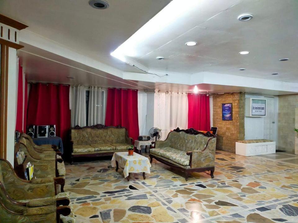 2 Hotel Saleh อังเฮเลส ภายนอก รูปภาพ