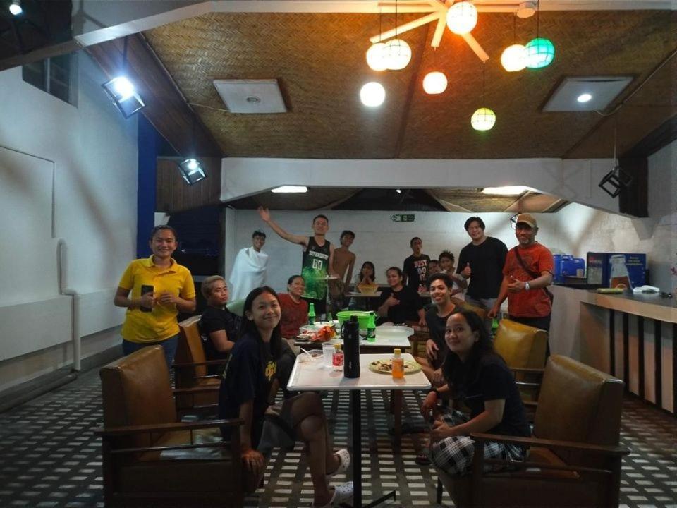 2 Hotel Saleh อังเฮเลส ภายนอก รูปภาพ