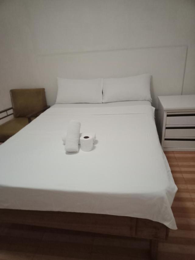 2 Hotel Saleh อังเฮเลส ภายนอก รูปภาพ