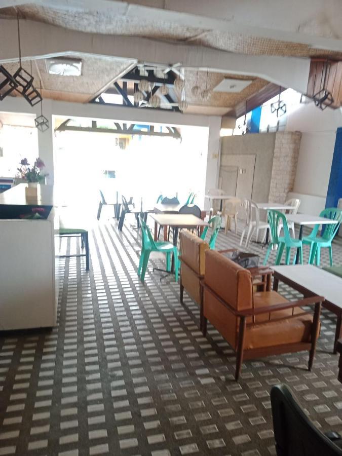 2 Hotel Saleh อังเฮเลส ภายนอก รูปภาพ